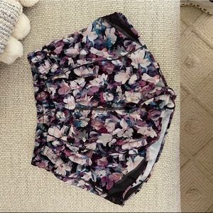 Hotty hot lululemon shorts